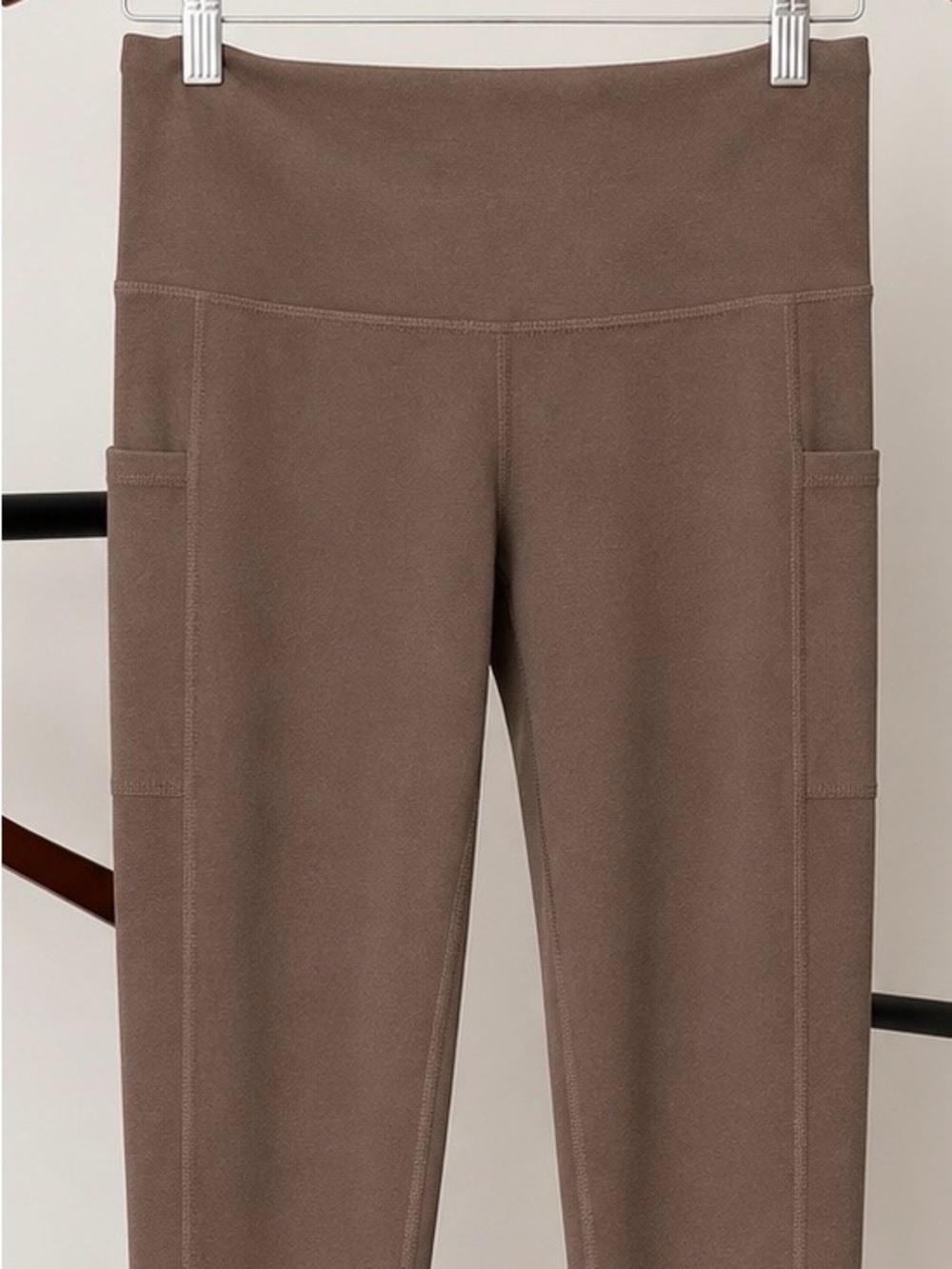 Mono B High-Waist Pocket Leggings - Taupe Brown